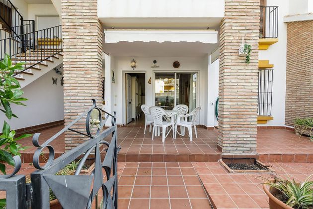 Foto 2 de Pis en venda a ronda Del Generalife de 2 habitacions amb terrassa i piscina
