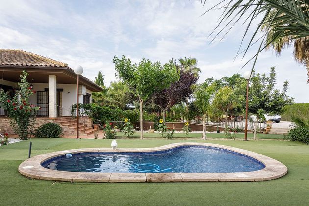 Foto 2 de Xalet en venda a calle Paraje Maleconesdiputación El Campillo de 4 habitacions amb terrassa i piscina