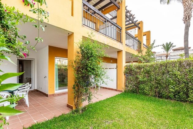 Foto 1 de Pis en venda a avenida Alhambra de 2 habitacions amb terrassa i piscina