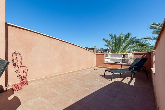 Foto 2 de Àtic en venda a calle Juan Sebastián Elcano de 1 habitació amb terrassa i piscina