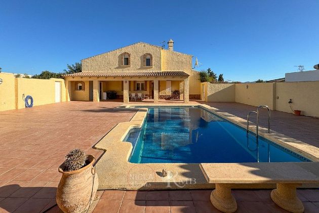 Foto 1 de Casa en venta en Cuevas del Almanzora pueblo de 3 habitaciones con terraza y piscina