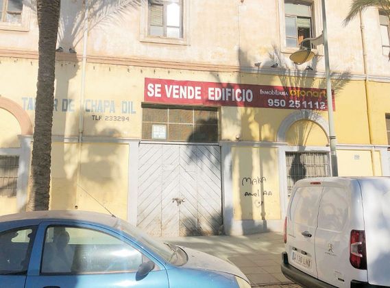 Foto 1 de Edifici en venda a Centro - Almería de 1650 m²