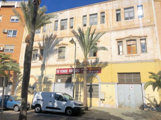 Foto 2 de Edifici en venda a Centro - Almería de 1650 m²