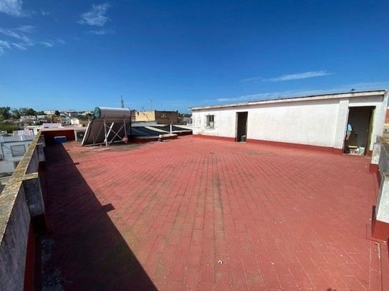 Foto 2 de Piso en venta en avenida De Valencia de 6 habitaciones con terraza y garaje