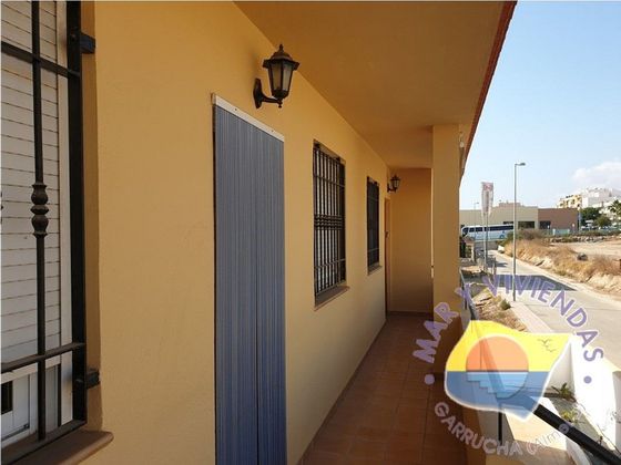 Foto 1 de Pis en venda a calle Hernán Cortés de 2 habitacions amb terrassa i balcó
