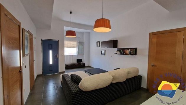 Foto 1 de Venta de piso en Playa de Garrucha de 2 habitaciones con garaje y aire acondicionado