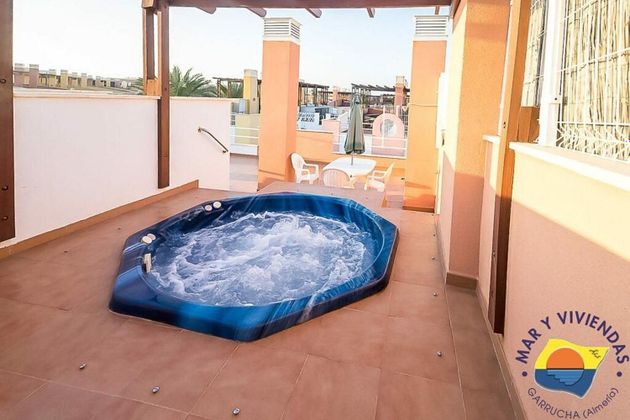 Foto 2 de Venta de ático en El Playazo de 2 habitaciones con terraza y piscina