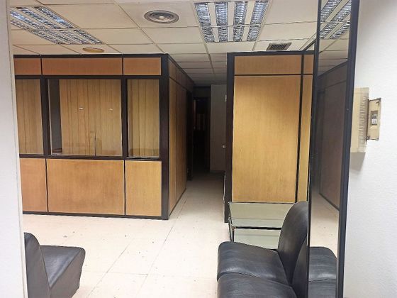 Foto 2 de Oficina en alquiler en avenida De Cabo de Gata de 87 m²