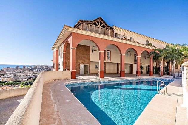Foto 1 de Pis en venda a calle Piamonte de 3 habitacions amb terrassa i piscina