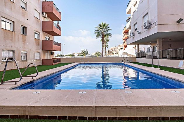 Foto 1 de Pis en venda a avenida José Amat Benavides de 3 habitacions amb terrassa i piscina