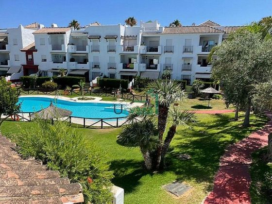 Foto 2 de Casa adossada en venda a Costa Ballena - Largo norte de 3 habitacions amb terrassa i piscina