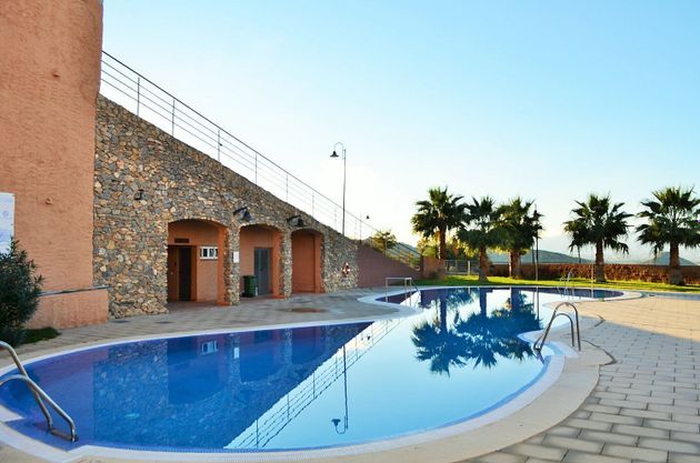 Foto 1 de Pis en venda a calle Finisterre de 2 habitacions amb terrassa i piscina