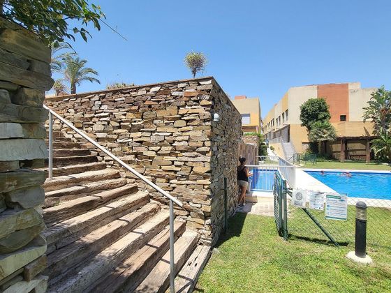 Foto 2 de Dúplex en venda a Urb. Golf Valle Este de 2 habitacions amb terrassa i piscina