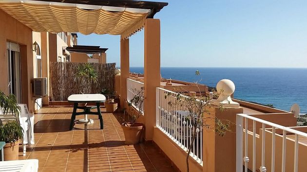 Foto 2 de Pis en venda a calle Puerto Marina de 2 habitacions amb terrassa i piscina