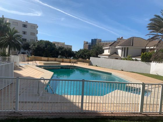 Foto 1 de Pis en lloguer a calle El Plátano de 2 habitacions amb terrassa i piscina
