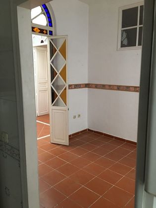 Foto 1 de Venta de casa en Centro - Almería de 3 habitaciones con terraza y garaje