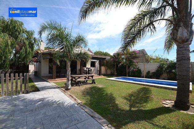 Foto 1 de Chalet en venta en calle Joaquin Perez de 2 habitaciones con terraza y piscina