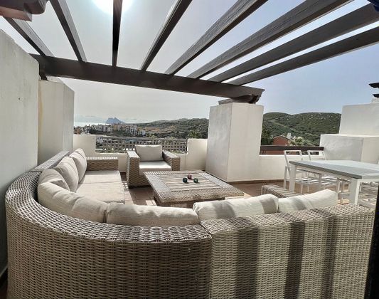 Foto 1 de Alquiler de piso en calle Colinas del Mar de 2 habitaciones con terraza y piscina