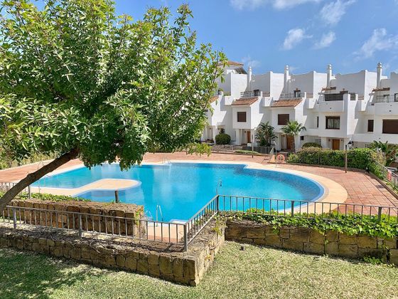 Foto 2 de Casa en venta en San Roque de 4 habitaciones con terraza y piscina