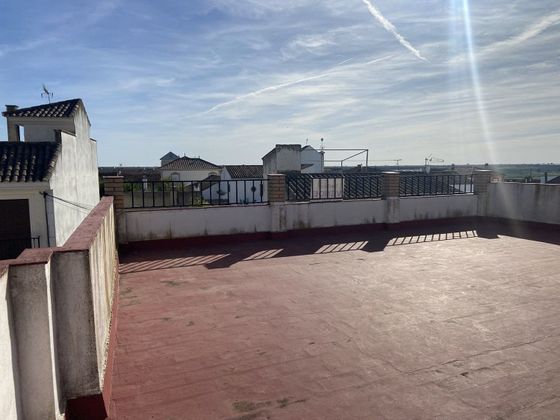 Foto 1 de Xalet en venda a calle Federico Garcia Lorca de 5 habitacions amb terrassa