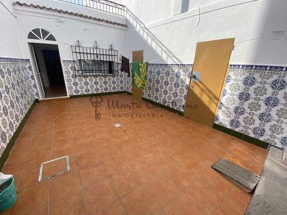 Foto 1 de Venta de casa en El Chorrillo - El Molino de 4 habitaciones con terraza y garaje