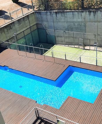 Foto 2 de Oficina en venda a calle Castillo de Fuensaldaña amb terrassa i piscina