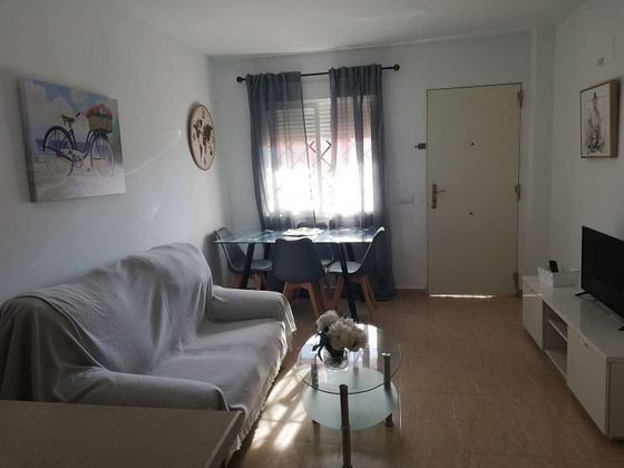 Foto 1 de Àtic en lloguer a El Rinconcillo de 2 habitacions amb terrassa i mobles