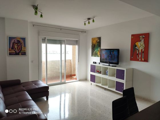 Foto 2 de Piso en alquiler en Reconquista-San José Artesano-El Rosario de 3 habitaciones con terraza y garaje