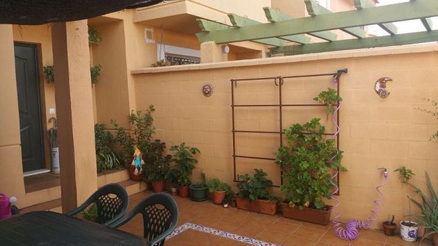 Foto 2 de Alquiler de casa adosada en San García de 3 habitaciones con terraza y piscina
