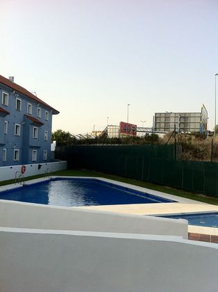 Foto 2 de Alquiler de ático en El Rinconcillo de 2 habitaciones con terraza y piscina