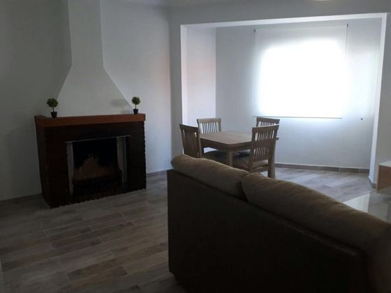 Foto 1 de Piso en alquiler en La Granja-La Colina-Los Pastores de 4 habitaciones con muebles y aire acondicionado