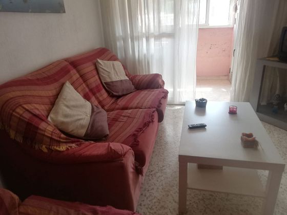 Foto 2 de Pis en lloguer a Reconquista-San José Artesano-El Rosario de 3 habitacions amb terrassa i mobles