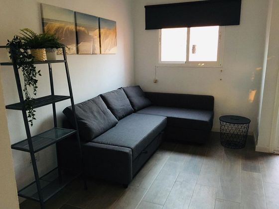 Foto 1 de Pis en lloguer a Bajadilla - Fuente Nueva de 4 habitacions amb terrassa i mobles