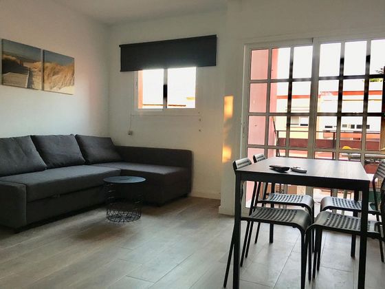 Foto 2 de Pis en lloguer a Bajadilla - Fuente Nueva de 4 habitacions amb terrassa i mobles