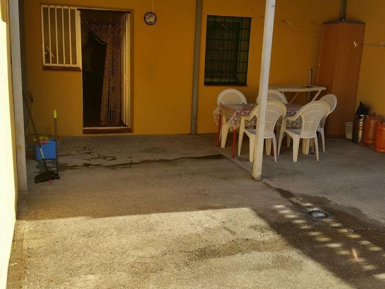 Foto 1 de Casa adossada en lloguer a San García de 4 habitacions amb terrassa i mobles