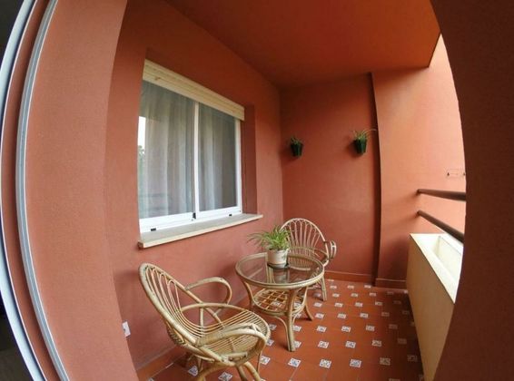 Foto 2 de Pis en lloguer a San García de 3 habitacions amb terrassa i piscina
