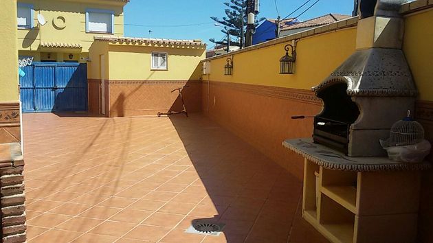 Foto 1 de Alquiler de casa en El Rinconcillo de 2 habitaciones con terraza y muebles