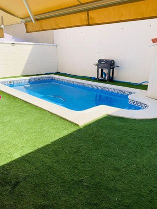 Foto 2 de Casa en venda a La Granja-La Colina-Los Pastores de 3 habitacions amb terrassa i piscina