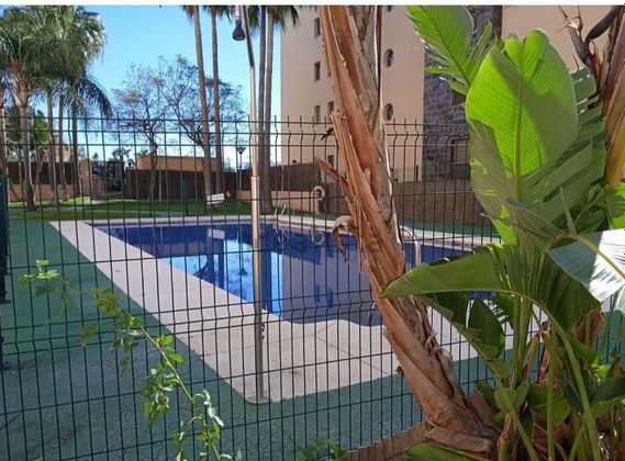 Foto 1 de Piso en venta en Reconquista-San José Artesano-El Rosario de 3 habitaciones con terraza y piscina