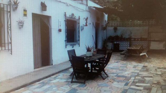 Foto 1 de Casa en venda a Níjar de 3 habitacions amb jardí i aire acondicionat
