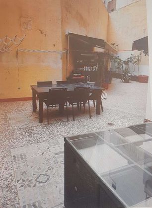 Foto 1 de Venta de piso en Centro - Almería de 4 habitaciones con aire acondicionado y calefacción