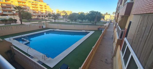 Foto 1 de Pis en venda a Aguadulce Sur de 3 habitacions amb terrassa i piscina