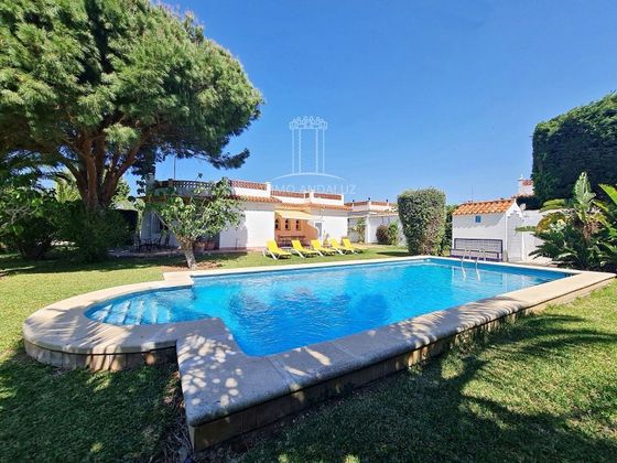 Foto 2 de Casa en venda a Roche de 3 habitacions amb terrassa i piscina