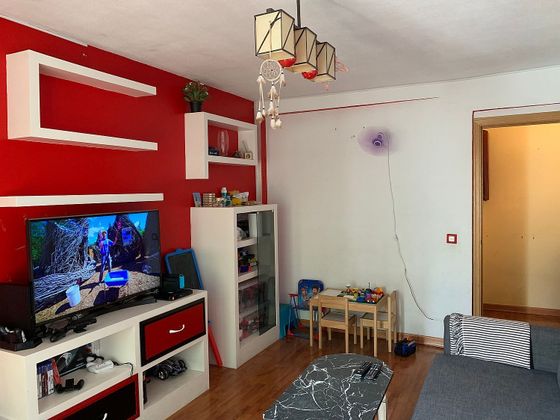 Foto 2 de Pis en venda a Pradolongo de 3 habitacions amb terrassa i aire acondicionat
