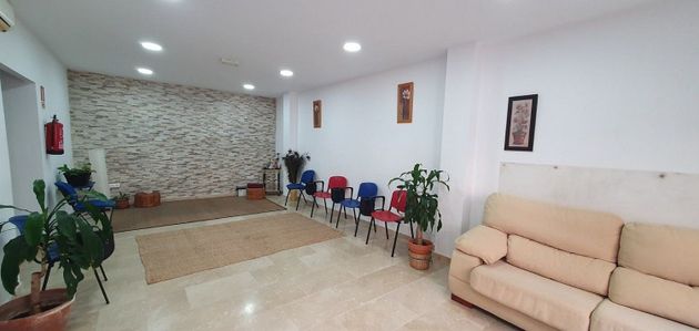 Foto 2 de Oficina en alquiler en Noreste-Granja con aire acondicionado