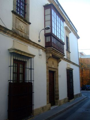 Foto 2 de Casa en venda a Centro - Puerto de Santa María (El) de 5 habitacions amb terrassa i balcó