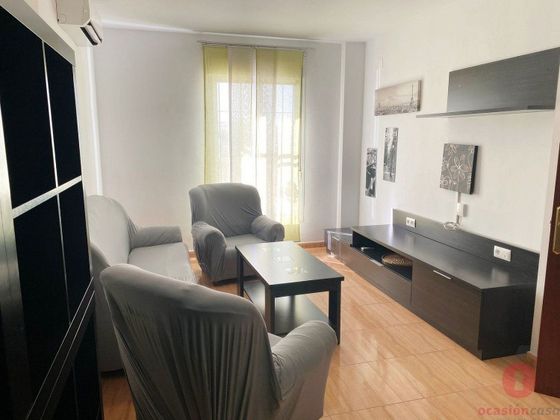 Foto 2 de Chalet en venta en Carlota (La) de 4 habitaciones con aire acondicionado y calefacción