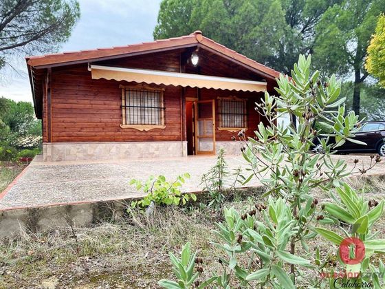 Foto 1 de Casa rural en venta en Santa Maria de Trassierra de 3 habitaciones con piscina y jardín