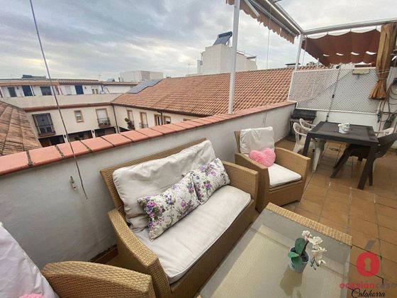Foto 1 de Venta de casa en Campo de la Verdad - Miraflores de 3 habitaciones con terraza y garaje