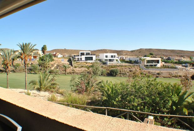 Foto 1 de Dúplex en venda a Urb. Golf Valle Este de 3 habitacions amb terrassa i piscina